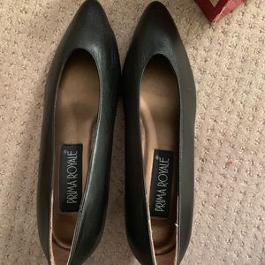 Prima Royals Heels like new size 6